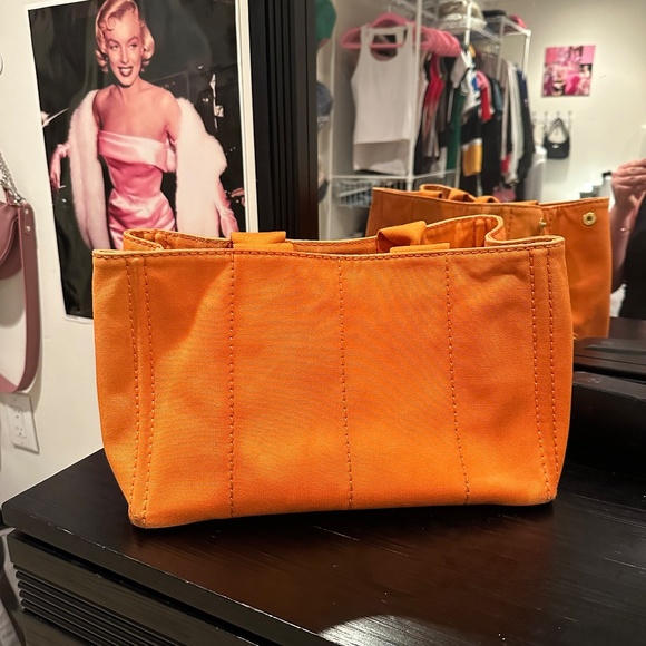 PRADA Medium Canapa Logo Tote in Orange - Picture 6 of 9